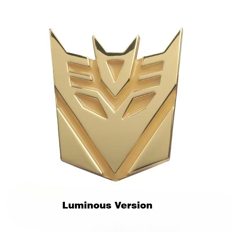 Auto Robot Metal Autobot Emblem for Car Glow-in-The-Dark Effect Auto Car Accessories Vehicle Decorative Silver