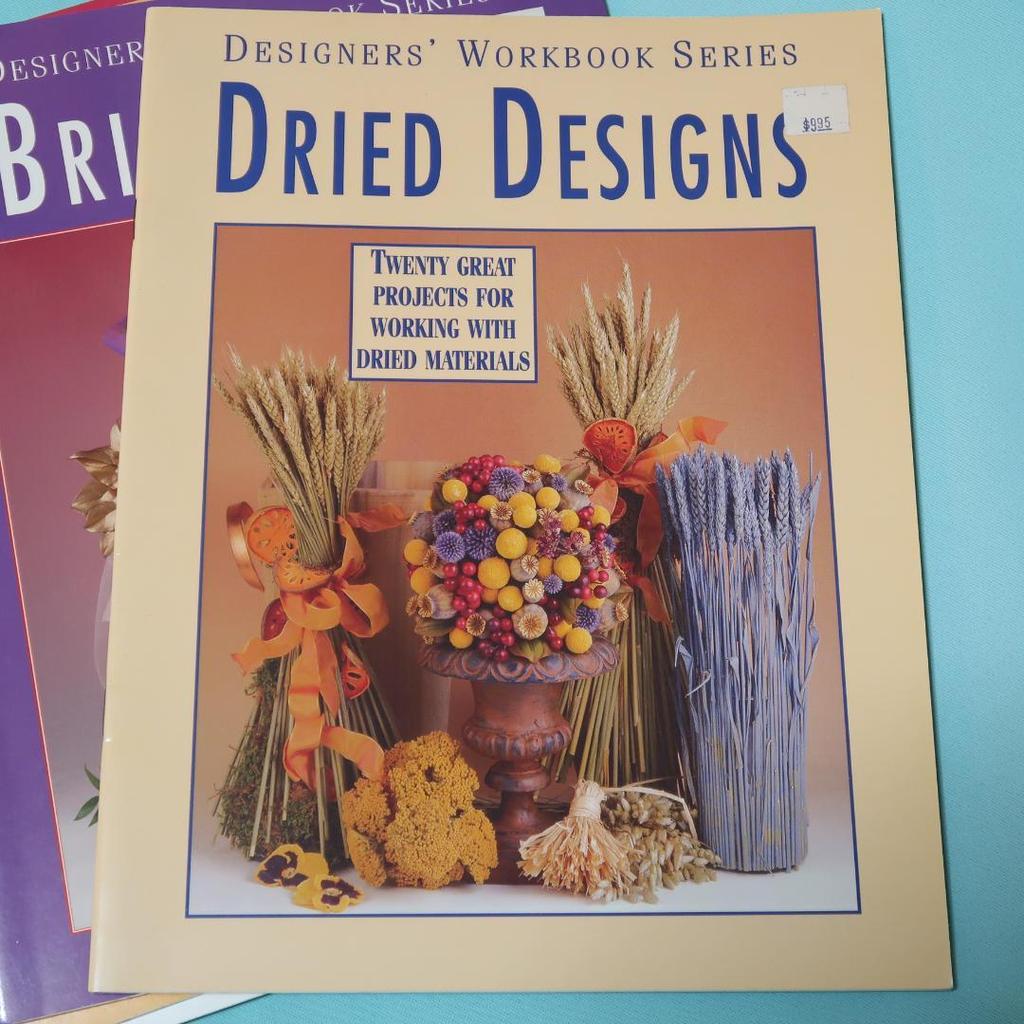 [USED] Sale! Set of 6 "Flower Arrangement Workbook" books - Dried Flowers