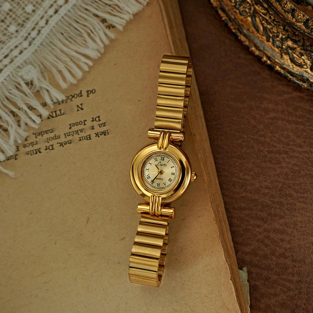 1 Stück Französische Retro Goldene Kleine Zifferblatt Damenarmbanduhr, Modisch, Elegant, Exquisit, Damenarmbanduhr Mit Römischem Zifferblatt Set
