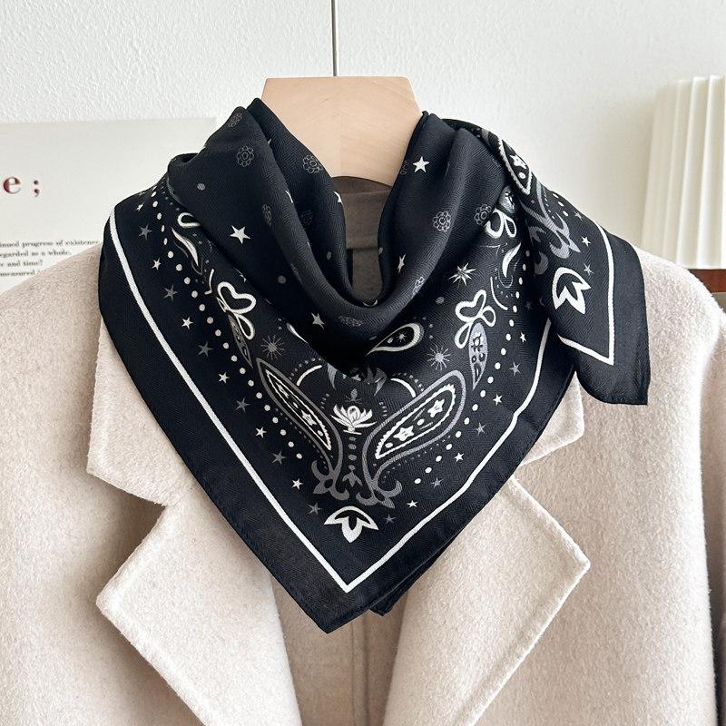 71 Series Neck Cashew Flower Square Scarf Silk Scarf Female Korean Version Versatile Literary and Retro Neck Protection Decorative Small Scarf