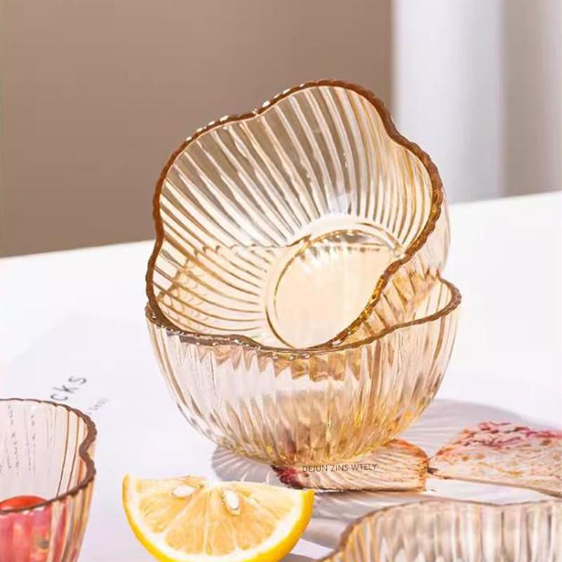4Pcs Glass Soy Sauce Saucers High-quality Flower-shaped Seasoning Bowls Exquisite Fruit Cake Container Kitchen Tomato Sauce Bowl