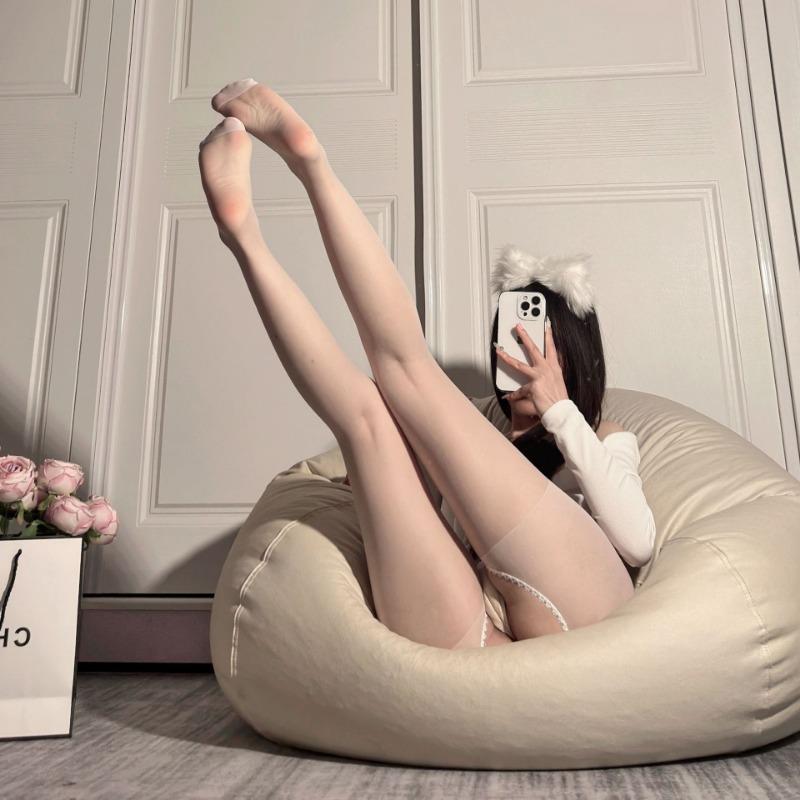 Sexy Underwear, Sexy Lace Suspenders, Integrated Stockings, Seductive Splicing with Feet, Free Stockings, Pure Passion