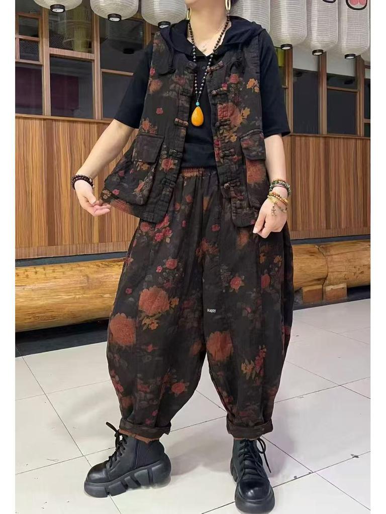 Spring Women's Retro Casual Set: Artistic Vest & Elastic Waist Pants