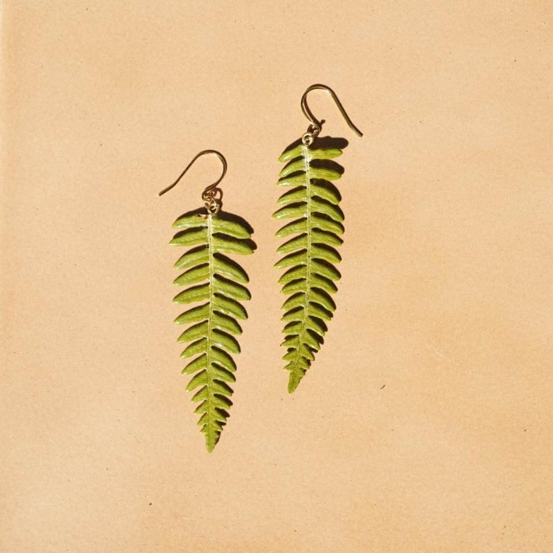 Delicate Leaf Shaped Earrings Bohemian Fern Leaf Earrings Green Leaf Dangle Hook Earring Unique Jewelry Women Girl Teen