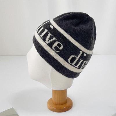 Winter-Paar-Look für Damen, enge Strickmütze für Herren