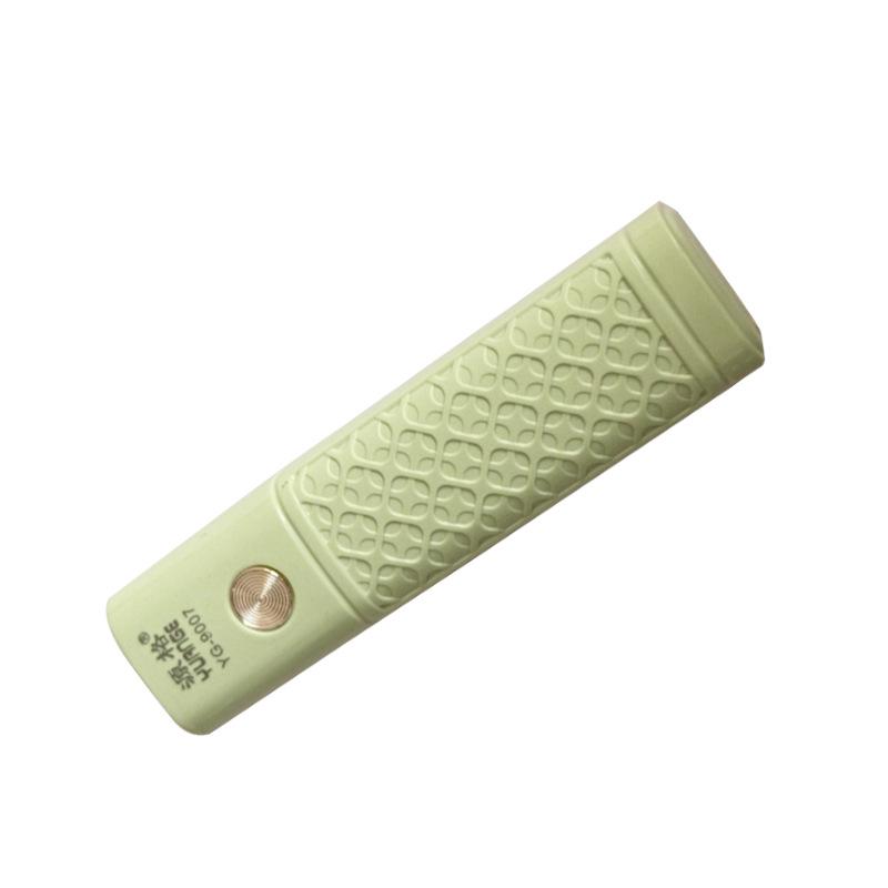 Rechargeable LED Flashlight: Long-Lasting, High-Range Light for Home, Hotel, Emergency, and Outdoor Camping