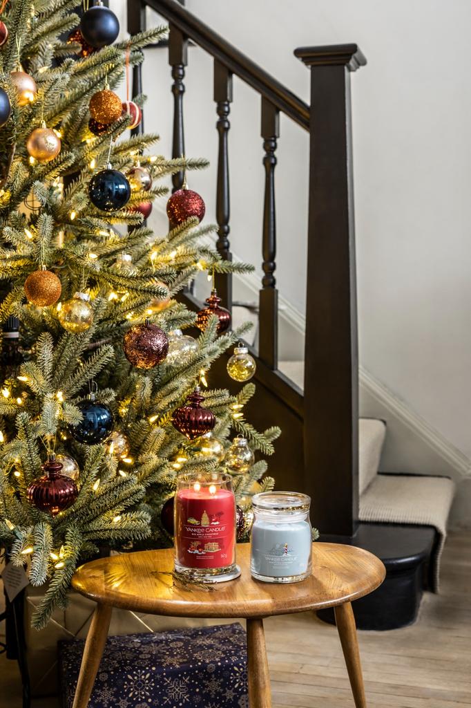 Yankee Candle Świeca North Pole Hideaway 567G