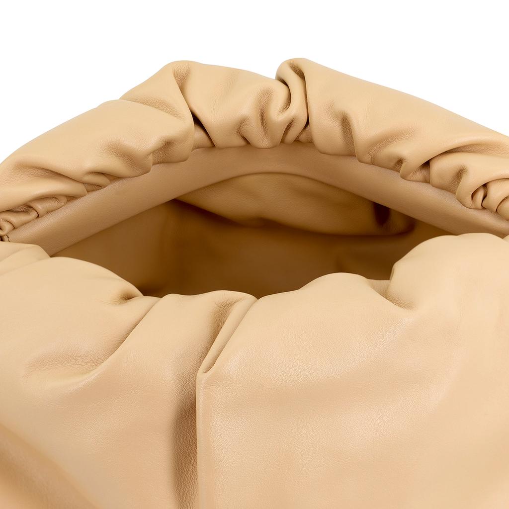 Bottega Veneta Die Kettentasche Mandel/Gold Damen Taschen Tan 620230-VCP40-2700
