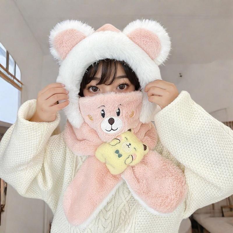 Winter children's hats three-piece baby scarf gloves integrated ear protection hats boys and girls thickened hats super cute