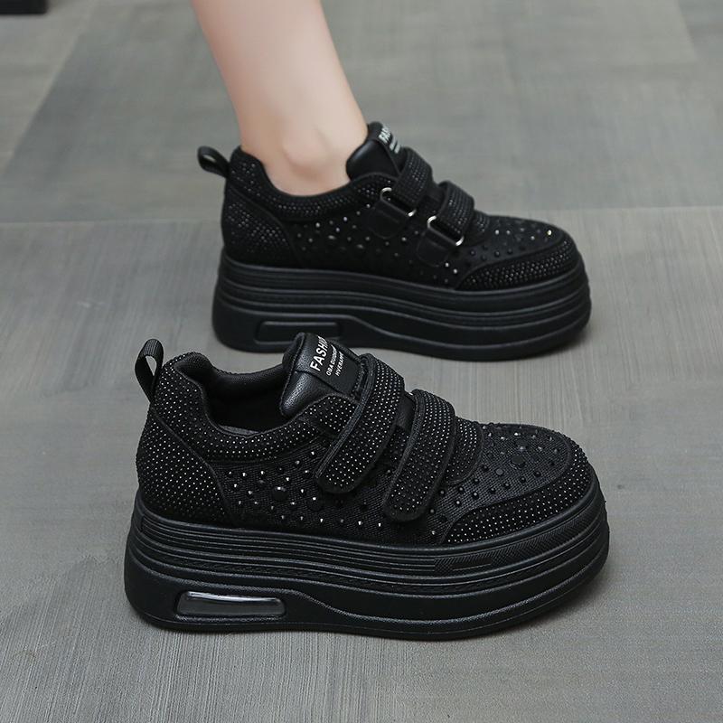 

Модные 8 см кроссовки на массивной подошве из синтетической кожи с сеткой, женские удобные летние блестящие ботильоны на платформе и танкетке 35 чёрный