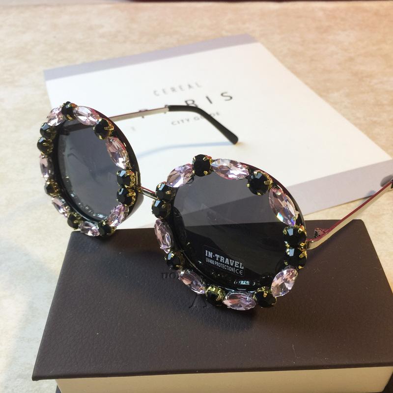Diamond Crystal Round Sunglasses Women Luxury Designer Big Frames Vintage UV400 Eyewear