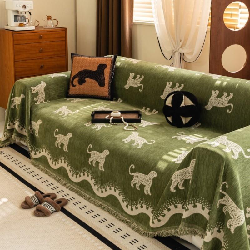 All-Season Sea Lion Camping Picnic Sofa Cover Housses De Canapé Living Room Funda Sofa Chenille Sofa Mats Throw Blankets