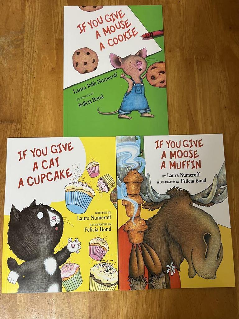 [USED] Sale! English picture book set of 3