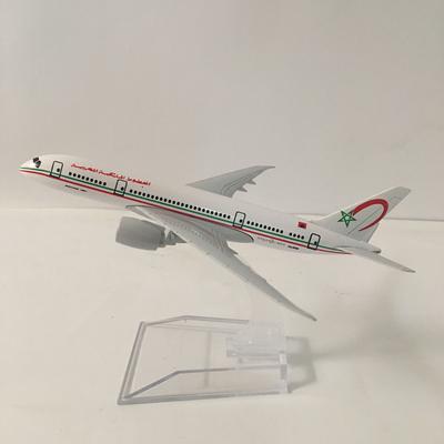 Jason Tutu 16cm Royal Air Maroc Boeing 787 Airplane Model Airplane Diecast Metal 1/400 Scale Planes