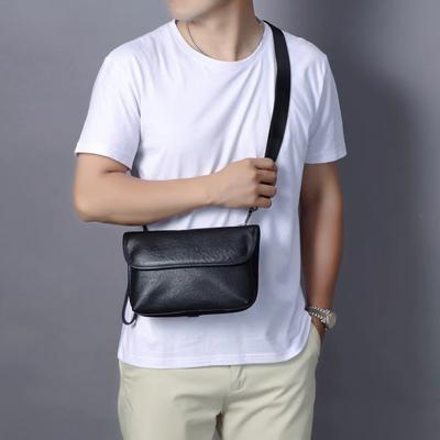 Men's Genuine Leather Crossbody Small Square Bag Bag Covered Portable Horizontal Storage Shoulder Crossbody Bag