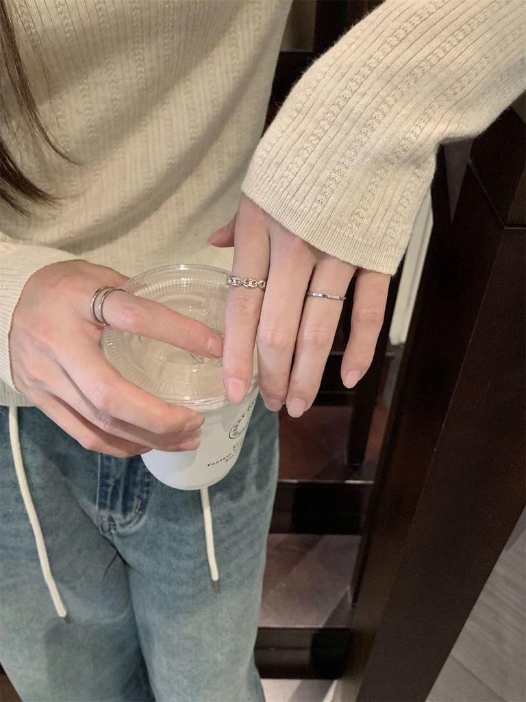 Korean Style U-Neck Long Sleeve Sweater - Women's Autumn/Winter Slimming & Flattering Knit Top