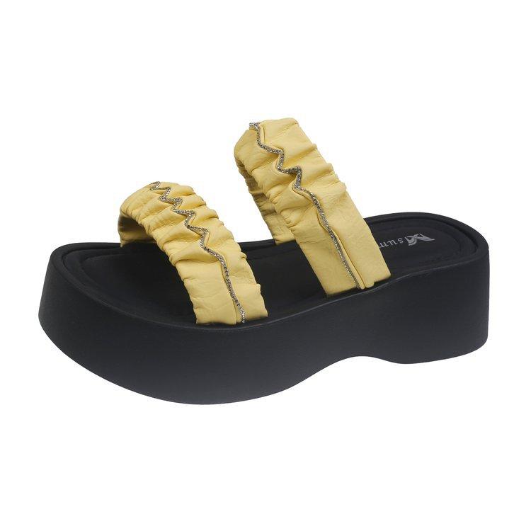 

[Youshilai] Outer slippers 2025 summer new flat-bottomed pleated one-word drag thick-bottomed casual sandals 35