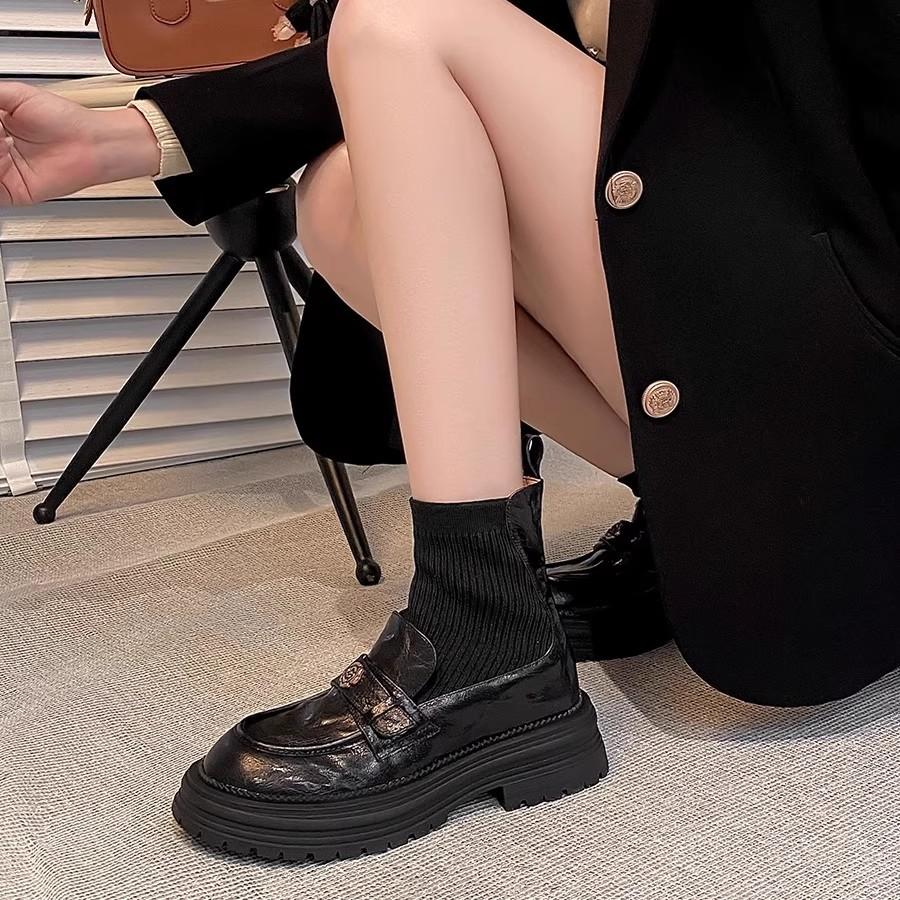 Cowhide Version~ Xiaoxiangfeng Camellia Leather Knitted Elastic Socks Boots Women's Thin Boots Retro Thick-soled British Short Boots