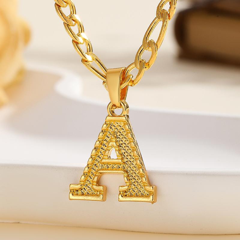 26 Letters Necklace Fashion Gold A-Z Letter Pendant Necklace Versatile Jewelry