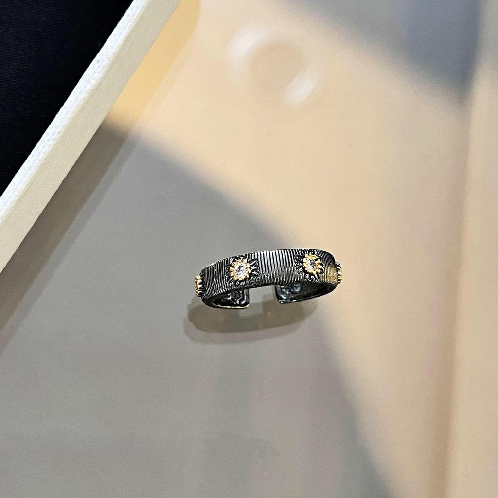 Vintage-Style French Brushed Flower Ring – Luxury Women's Fashion Jewelry