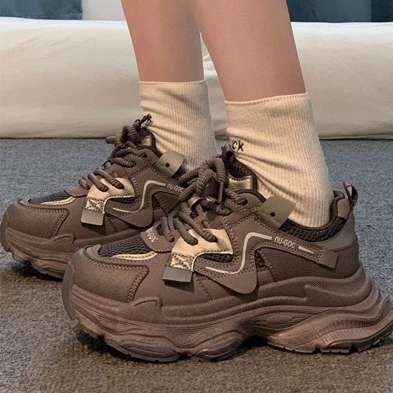 Retro Plateau-Damen-Sneaker, leicht, lässig, sportlich, Frühjahr und Herbst 2025, neue beliebte Dad-Schuhe