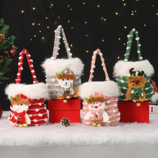 Plush Christmas Small Gift Bag 3D Snowman Santa Doll Fruit Candy Bag Christmas Eve New Year Tote Bag for Xmas Party Supplies