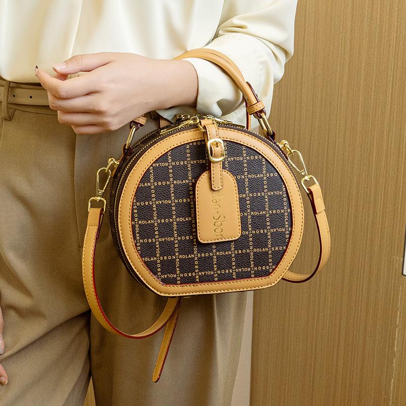 Niche Design Retro Handbag Women's Bag Versatile Round Cake Bag Multi Component Large Capacity Shoulder Bag Crossbody Bag