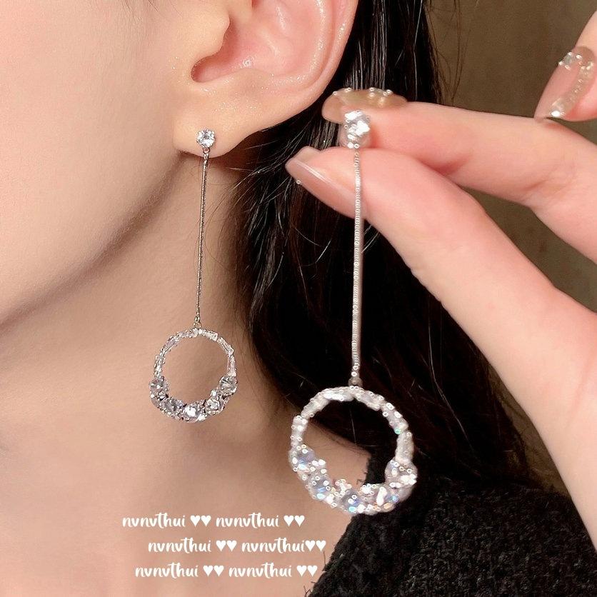 

Брошь-брошь с жемчугом и драгоценными камнями в виде колоса от Sotheby s, Фуцзя Тысяча Золотых, Брошь-серьги с цирконами «Камелия из Цзиньшань», 18 карат