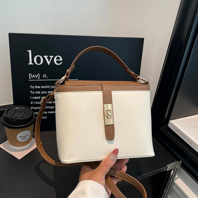 Versatile and Fashionable, Small-scale Design, Simple Single-shoulder Bag, Crossbody and Handbag
