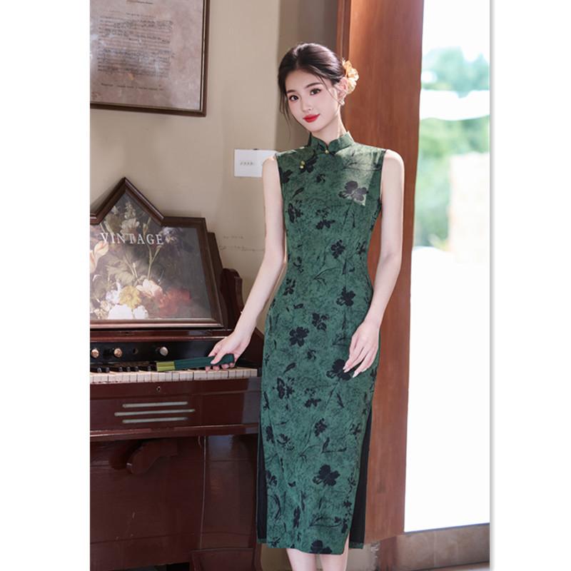 Green mesh yarn new Chinese Hong Kong style sleeveless long cheongsam 1011 summer new slim and thin young girl