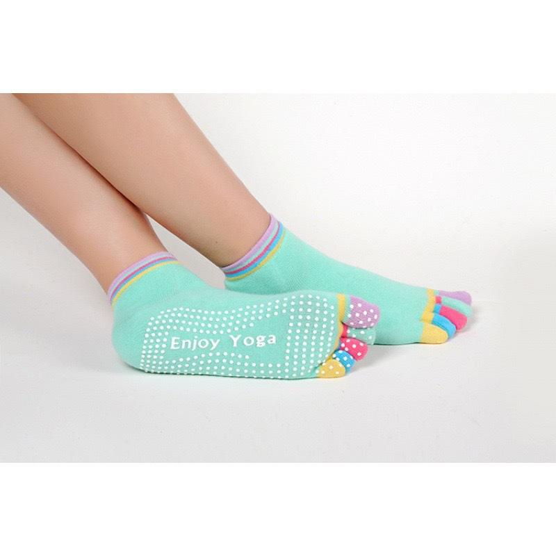 Ladies Wear Anti-slip Cotton Yoga Socks with Heels, Sports Five-toe Floor Socks, and Five-finger Socks