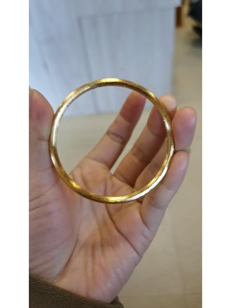New Heritage Silk Brushed Light Circle Solid Bangle