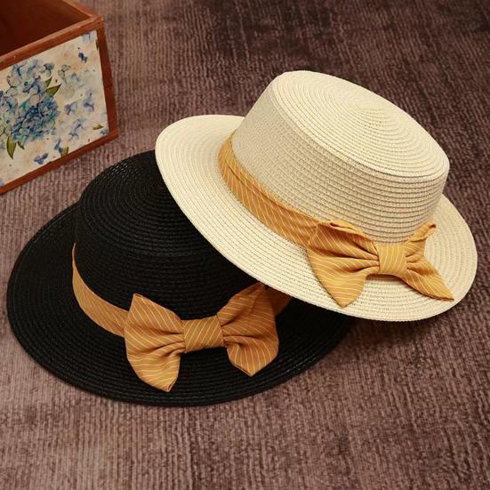 Beach Straw Hat Flat Top Wide Brim Sun Protection Hat with Striped Print Ribbon Bow Hand-Woven Breathable Summer Hat