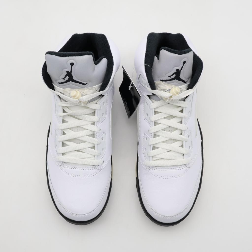 DD0587-110 Nike Air Jordan 5 Retro White and Black (Men's)