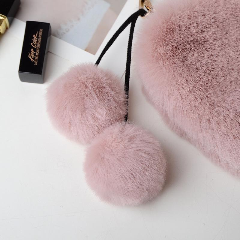 SCIONE Fashion Cute Plush Heart-shaped Bag Female Furry Love Handbag Chain Peach Heart Bag