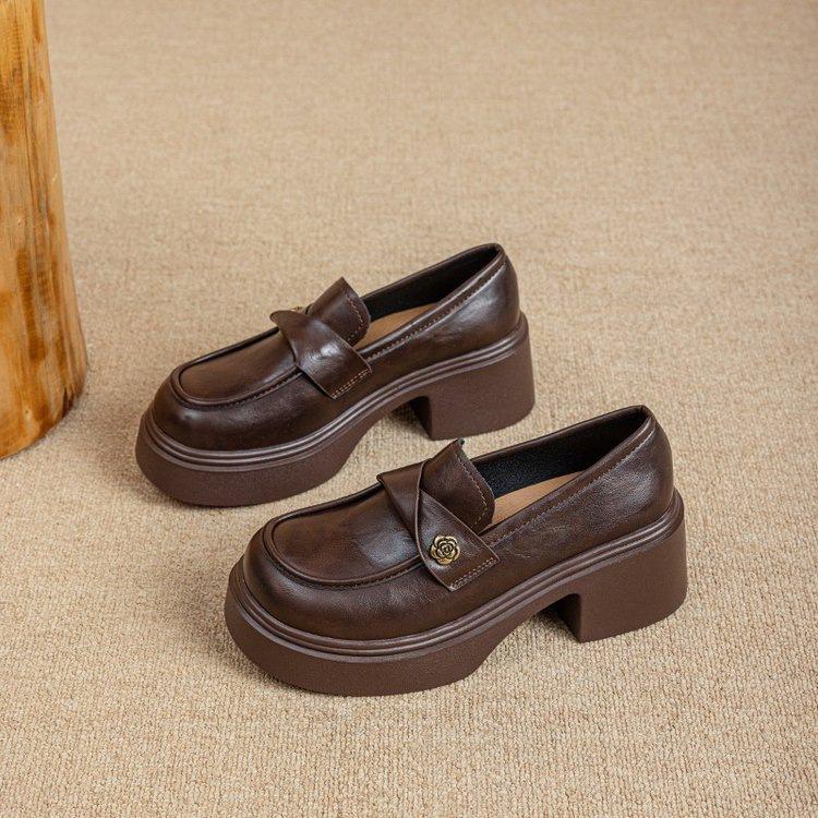 Thick-soled autumn new low-top temperament super soft retro British leather shoes