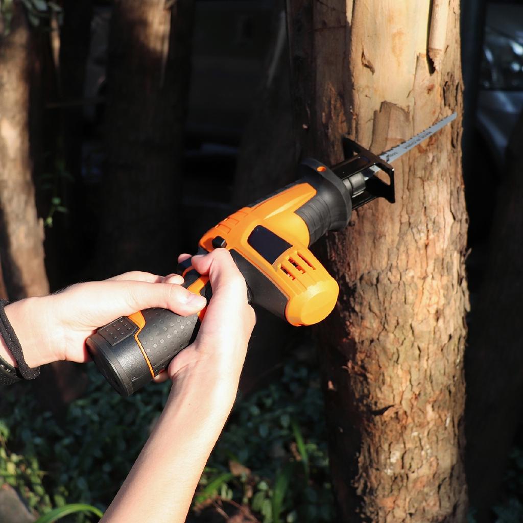 Reciprocating Saw 12V 0-2200SPM Stepless Control 2200mAh Rechargeable Battery