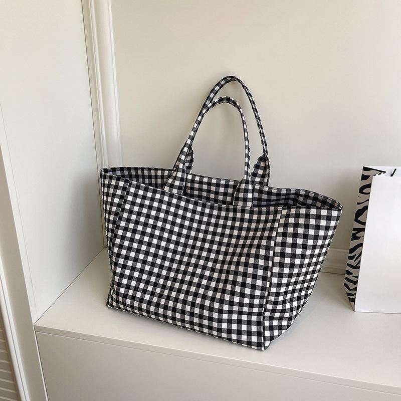 Summer Ins Fashion Literary and Lazy Style Shoulder Shopping Bags Are Popular This Year, Large-capacity Plaid Canvas Tote Bags.