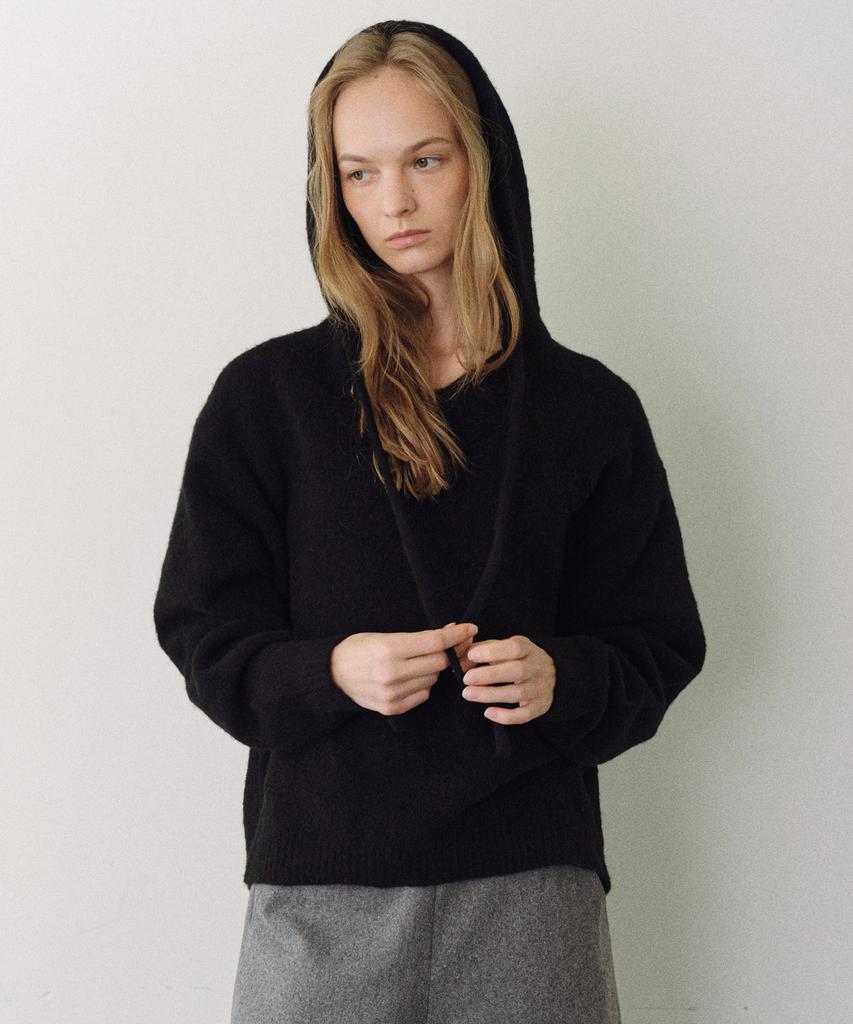Yulago Alpaca Hooded Knit