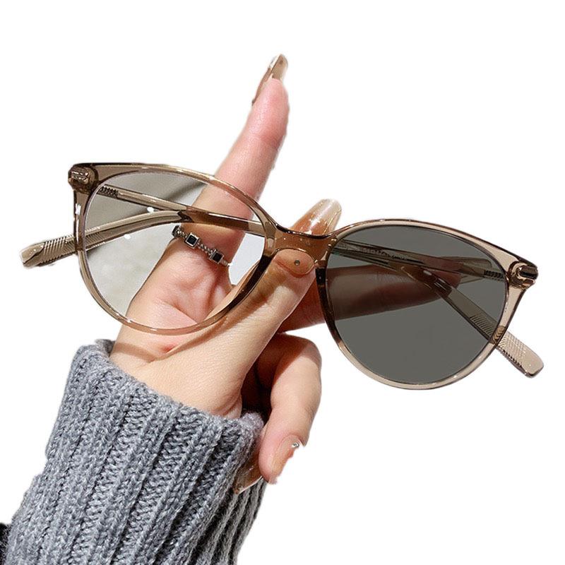 Vintage Oversized Cat-Eye Photochromic Myopia Glasses Fashionable Premium Outdoor Turn Grey Minus Diopter Eyeglasses 0 To -4.0