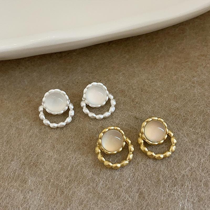 Light Luxury Round Opal Double-Layer Stud Earrings Women'S French Retro Elegant Fashion Unique Personality Versatile Earrings