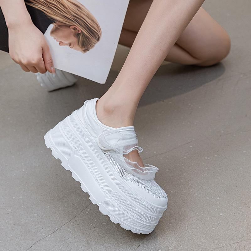 Sandals Women 2025 Summer New Internet Celebrity Explosion Flower Edge Thick-soled Muffin Shoes Hollow Breathable Mesh Casual Shoes