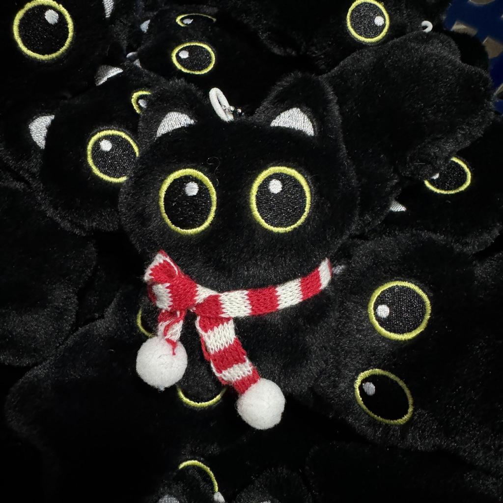 Best-Selling Squeaky Black Cat Plush Keychain - Cute Kitten Ornament Keyring for Couples