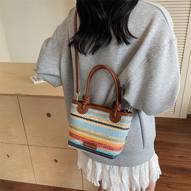 Weaving large capacity high quality soft durable fashion exquisite lightweight commuting outdoor beach crossbody bag shoulder bag