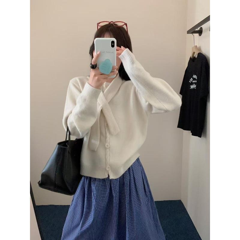 New Solid Color Simple Temperament Single-breasted Knitted Cardigan with Scarf Two-piece Women's Casual Jacket