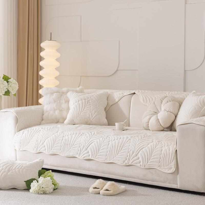 

Подушка для дивана в французском кремовом стиле, зимний однотонный плюшевый новый утолщенный чехол, нескользящий чехол для дивана, подушка для полотенца 70*70cm