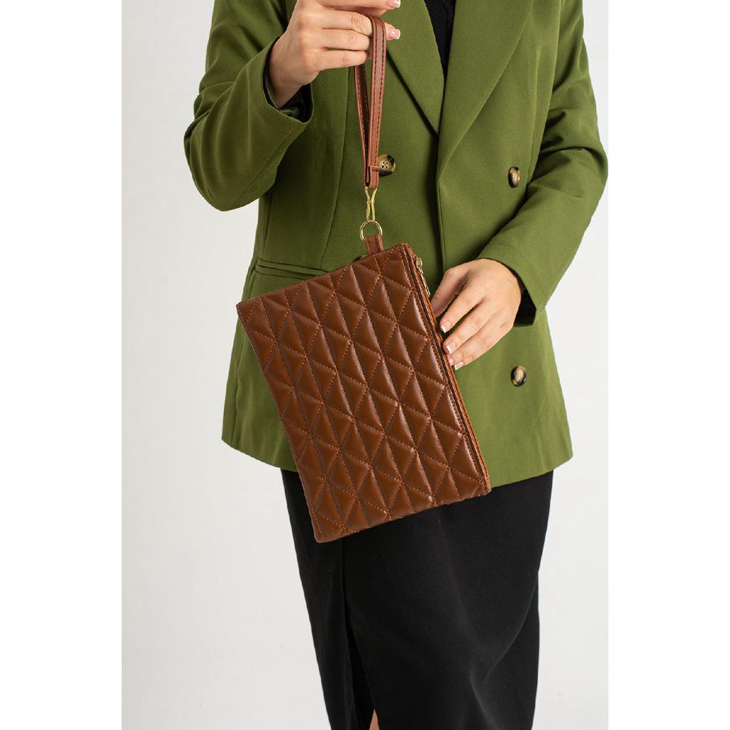 Black Patent Leather Triangle Patterned Portfolio Clutch Handbag