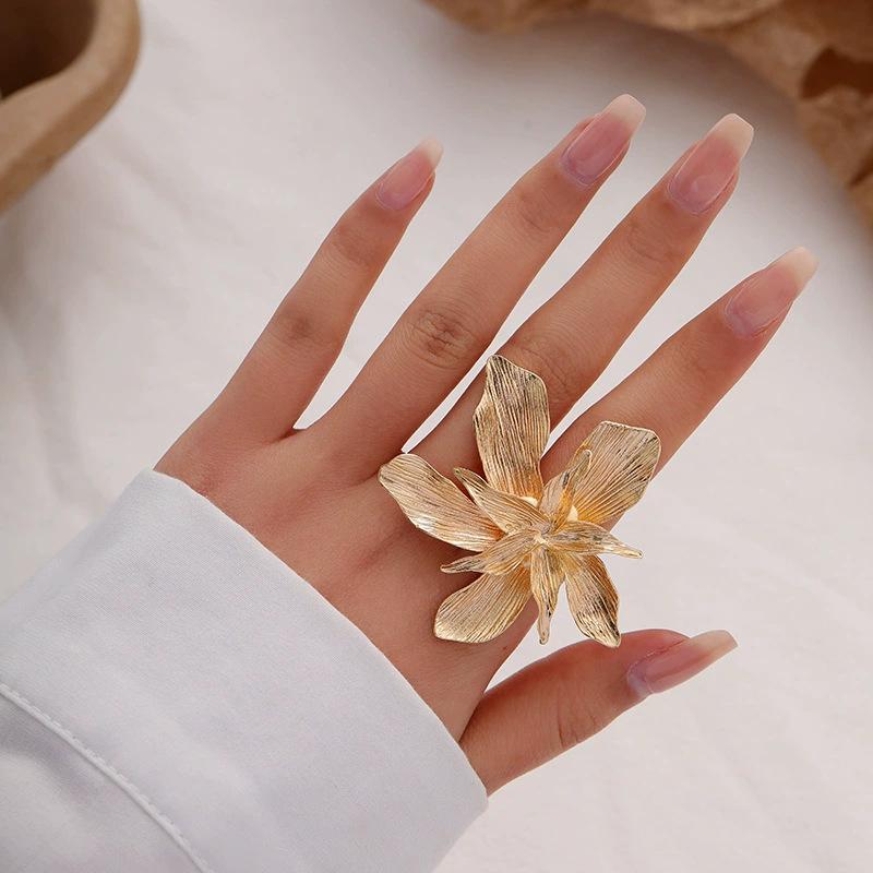 Ancient living phoenix wing ring gold-plated high-end exquisite design wedding decoration