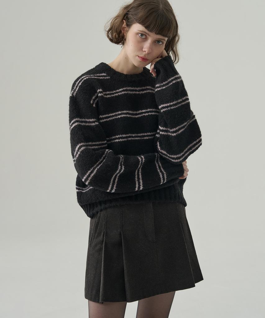 Deuloupisumeon Symmetric Brush Woolen Pleated Mini Skirt [Coal Black]