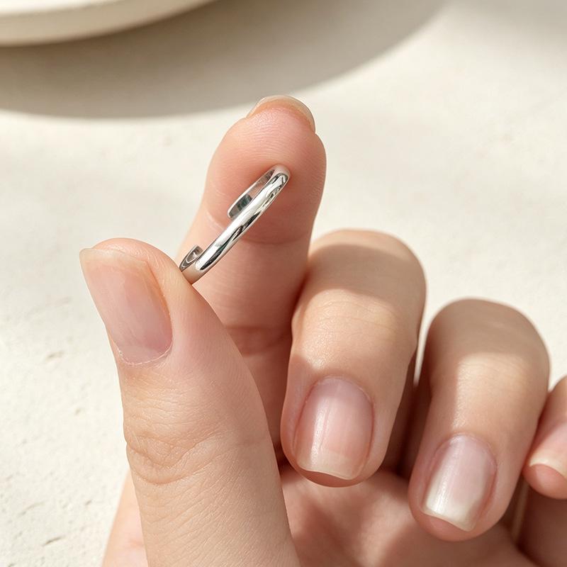 Korean Minimalist Pinky Ring for Women - High-End, Versatile, Simple Plain Band
